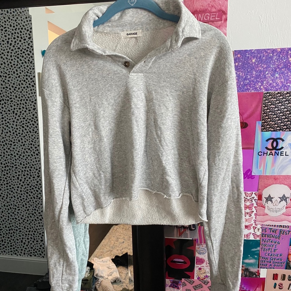 Cropped sweatshirt